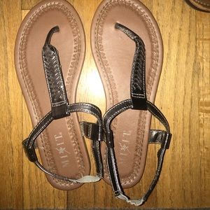 Bronze/metallic sandals
